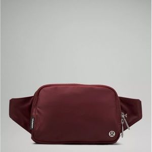 Lululemon Everywhere Belt Bag Large